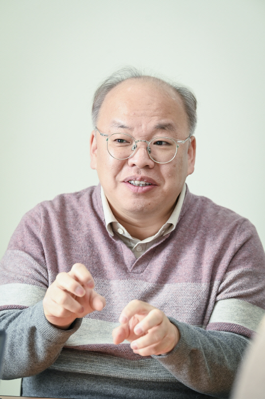 유일선 국민대 교수